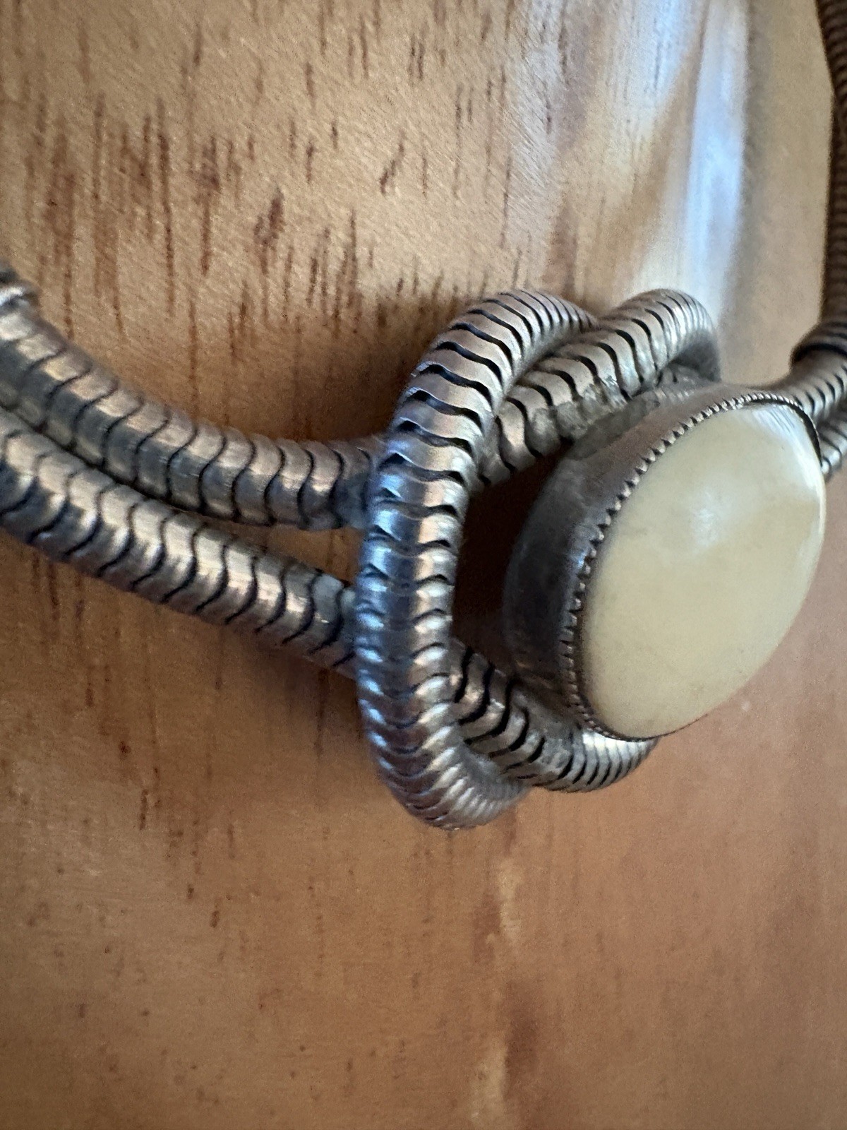 VTG Heavy Choker Necklace Bovine Bone Silvertone Double Serpentine Chain 1970s