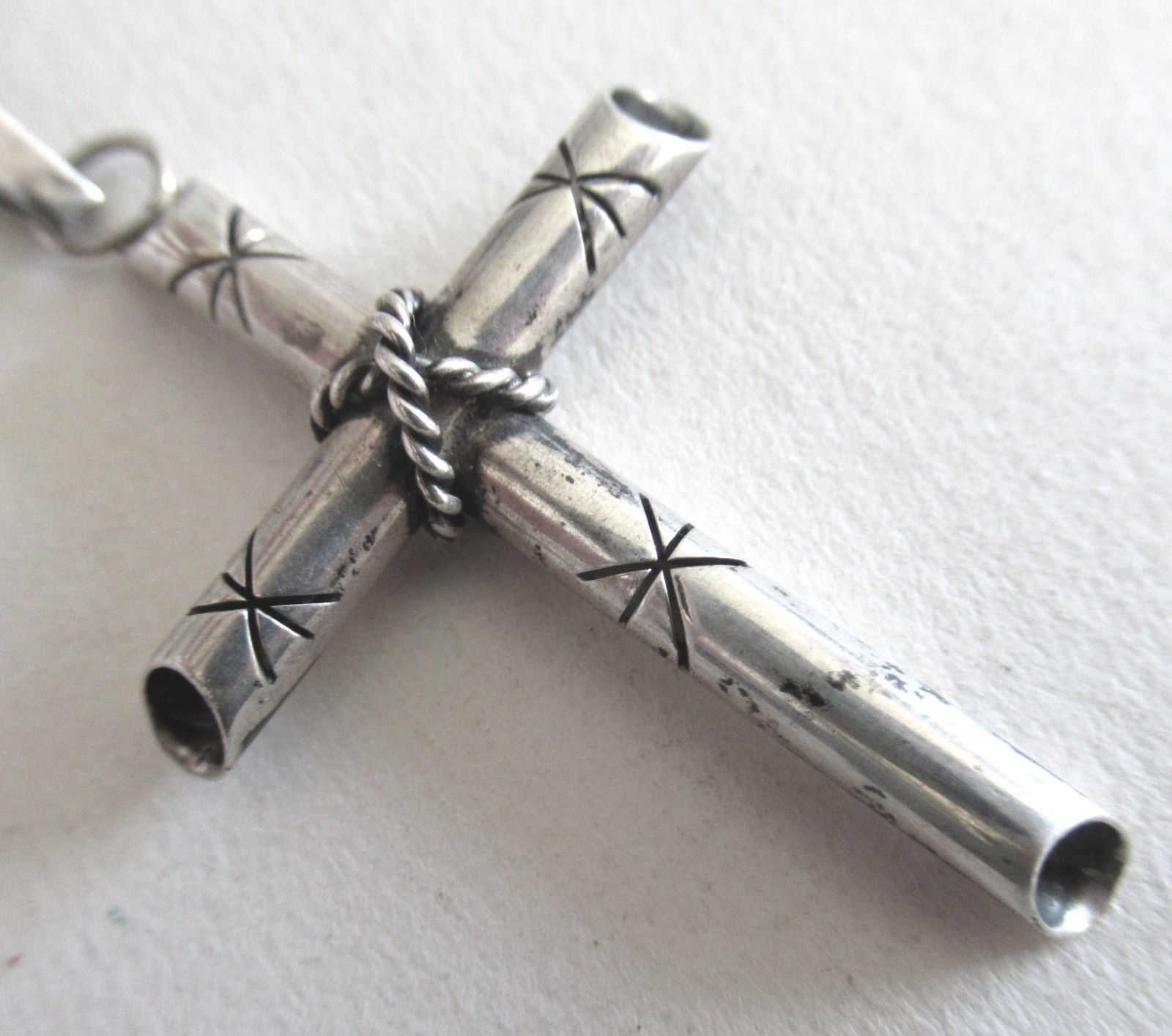 VINTAGE TAXCO MEXICO STERLING CROSS PENDANT 2 3/8 INCHES