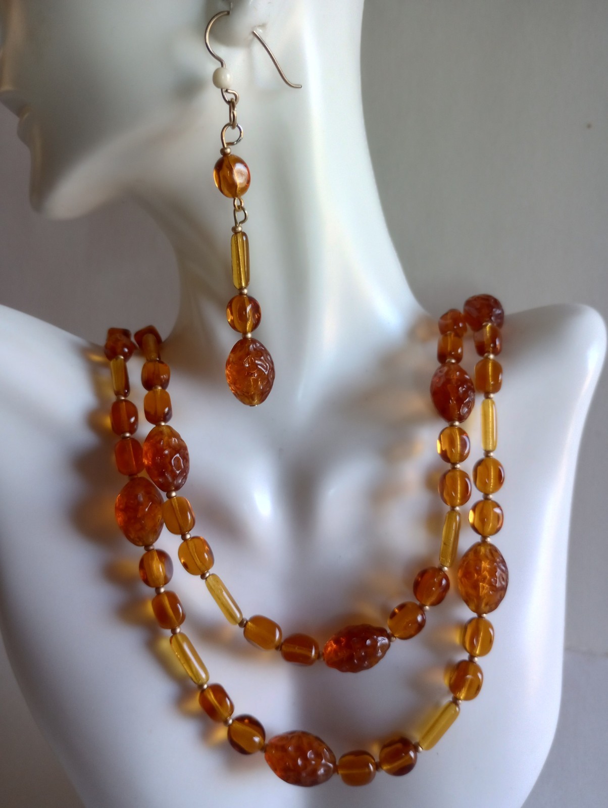 ESTATE HONEY AMBER GLASS PARURE SET NECKLACE 17-18″ BRACELET 7.5″EARRINGS 3.25″