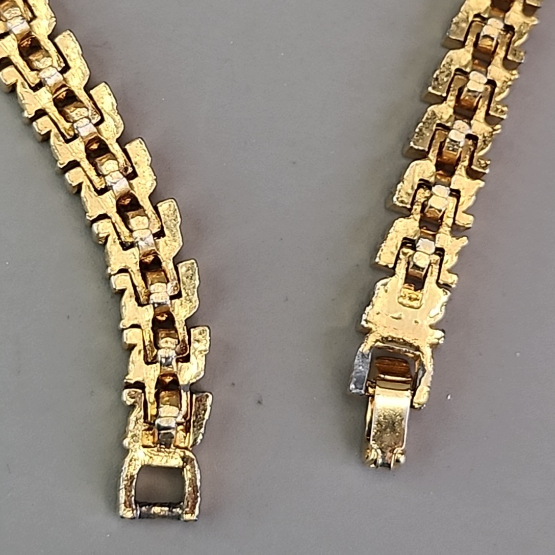 Vintage Rhinestone Chain Bracelet Black Clear Gold Tone 7″