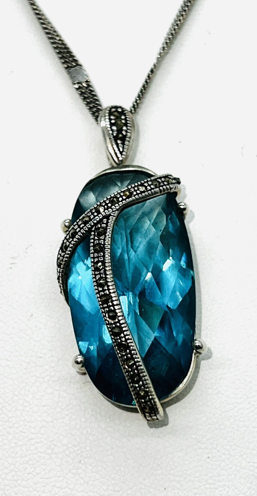 Necklace Blue Crystal Glass STERLING SILVER MARCASITE OVAL STONE NOS 1980’s