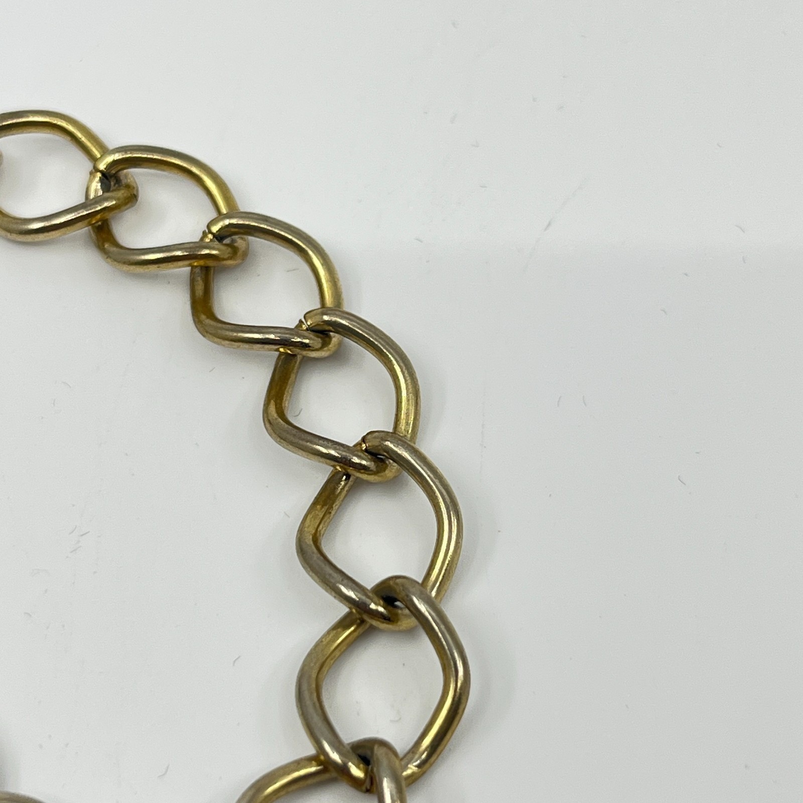 VTG Gold Tone Pressed Purple Orchid Resin Diamond Cut Pendant Link Bracelet