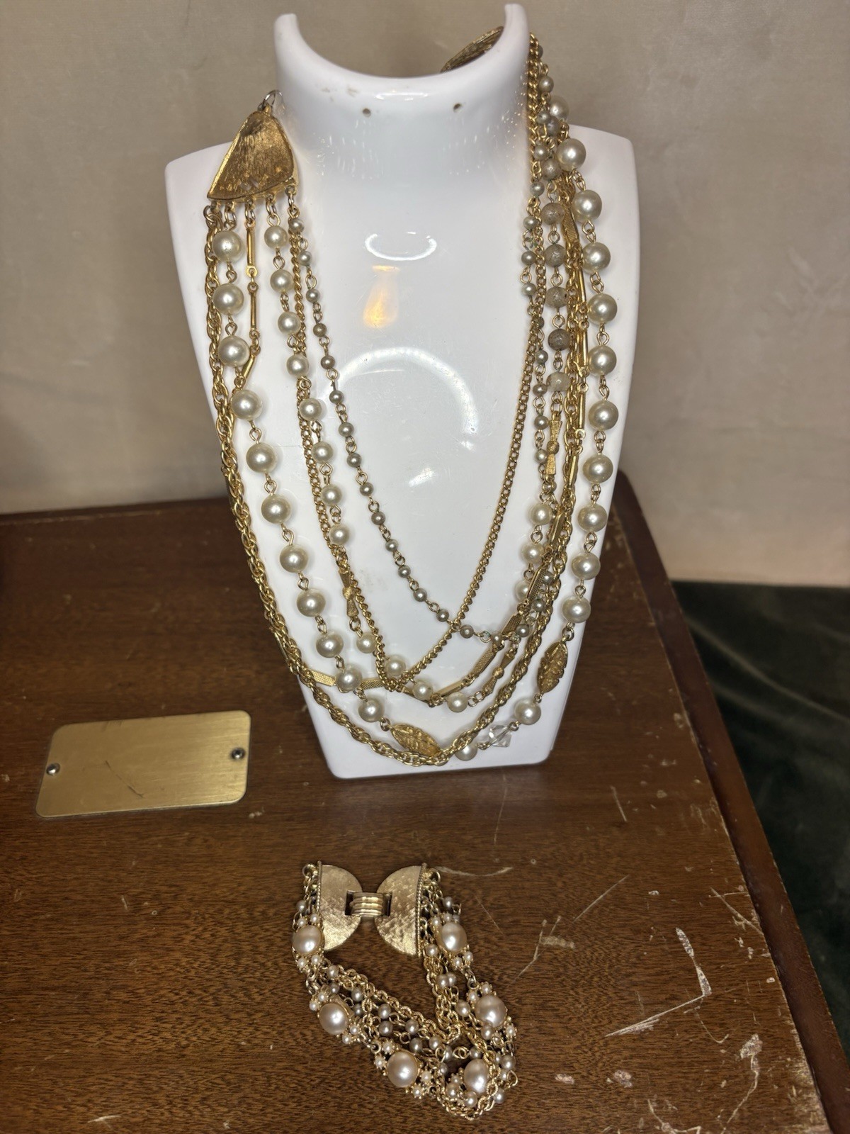 Large Lot Vintage Jewlery Over 180 Items 70+ signed Peices Monet Trifari Etc