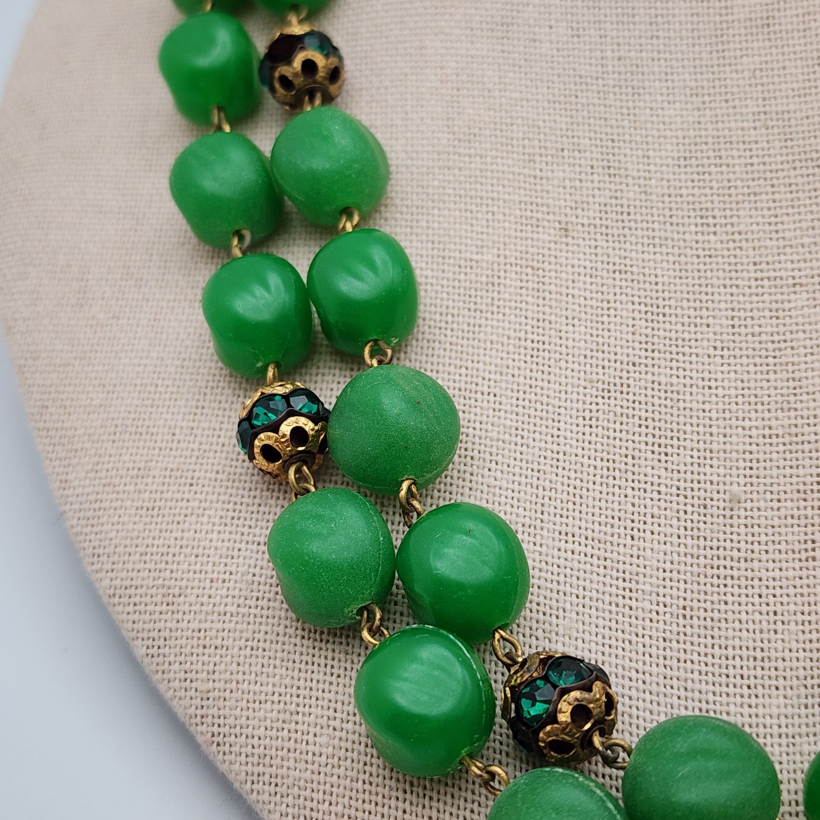 Vtg Green Austrian Crystal Molded Acrylic Bead Necklace 2 Strand 1950s Gold Tone