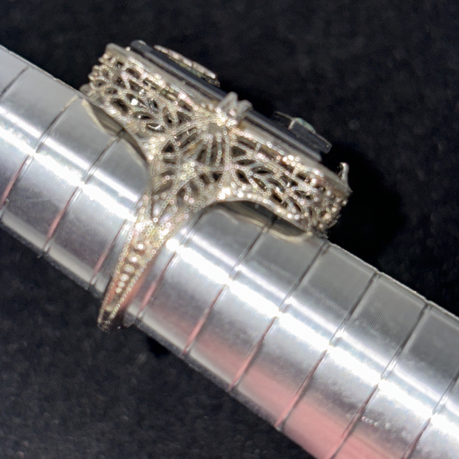Antique Art Deco Era 14k WG Filagree Black Onyx Diamond Ring 4.4 grams Total