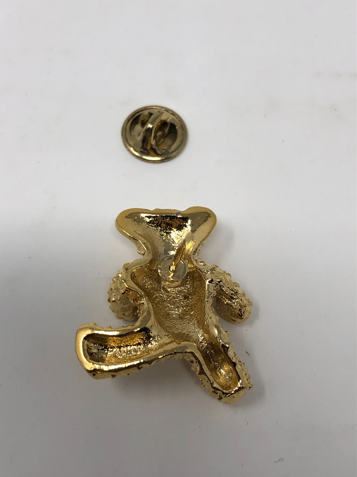 Vintage TEDDY BEAR Avon Christmas Gold Red Bow Pin Brooch Costume Jewelry