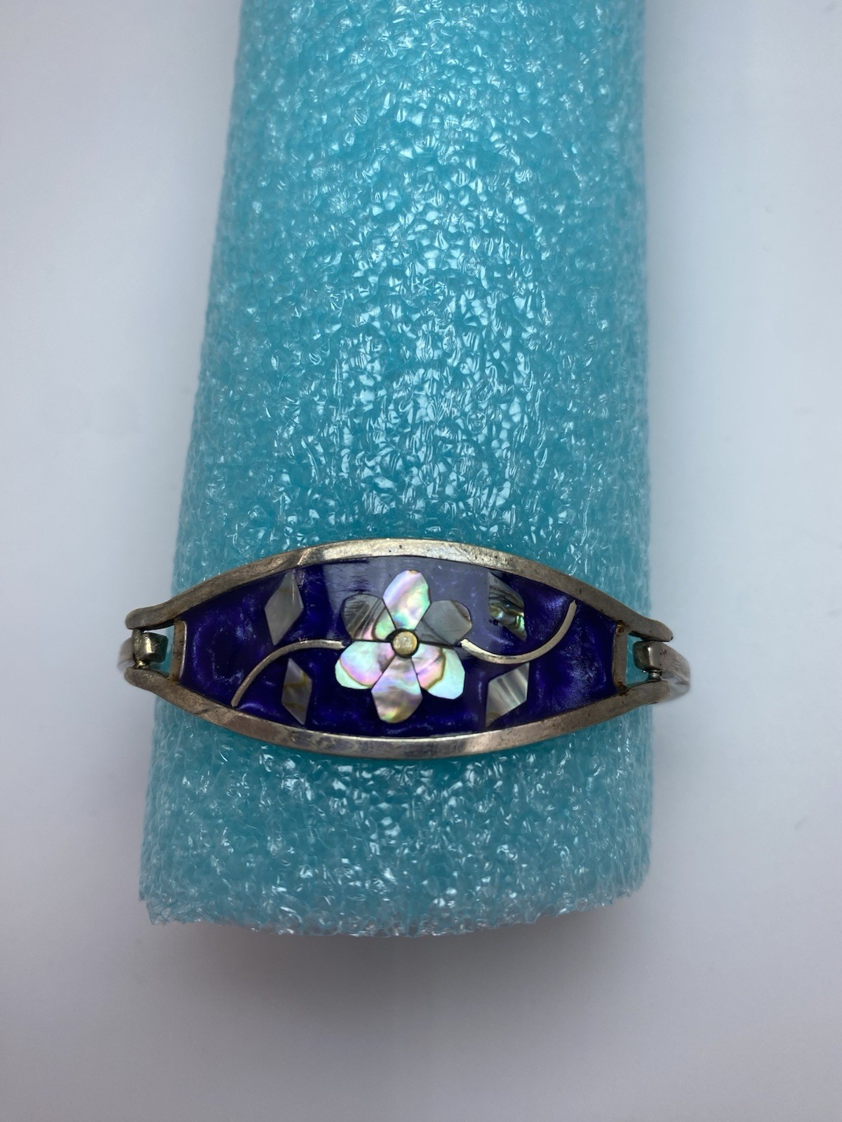 Pick (1)Mexico Silver Abalone Inlay Tension Cuff Bracelet-Black,Purple, or Pink