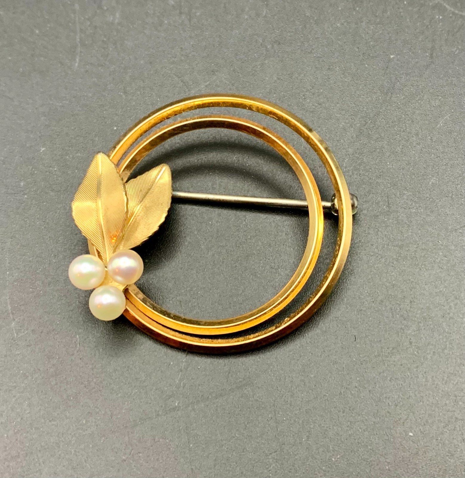 Krementz Brooch Gold Overlay Pearl & Leaf Double Circle MCM