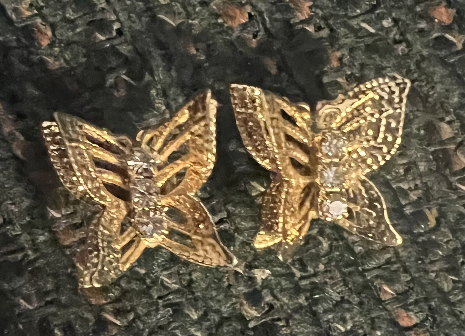 Vintage Avon Gold Tone Rhinestone Butterfly Post Earrings Holidays Every Day