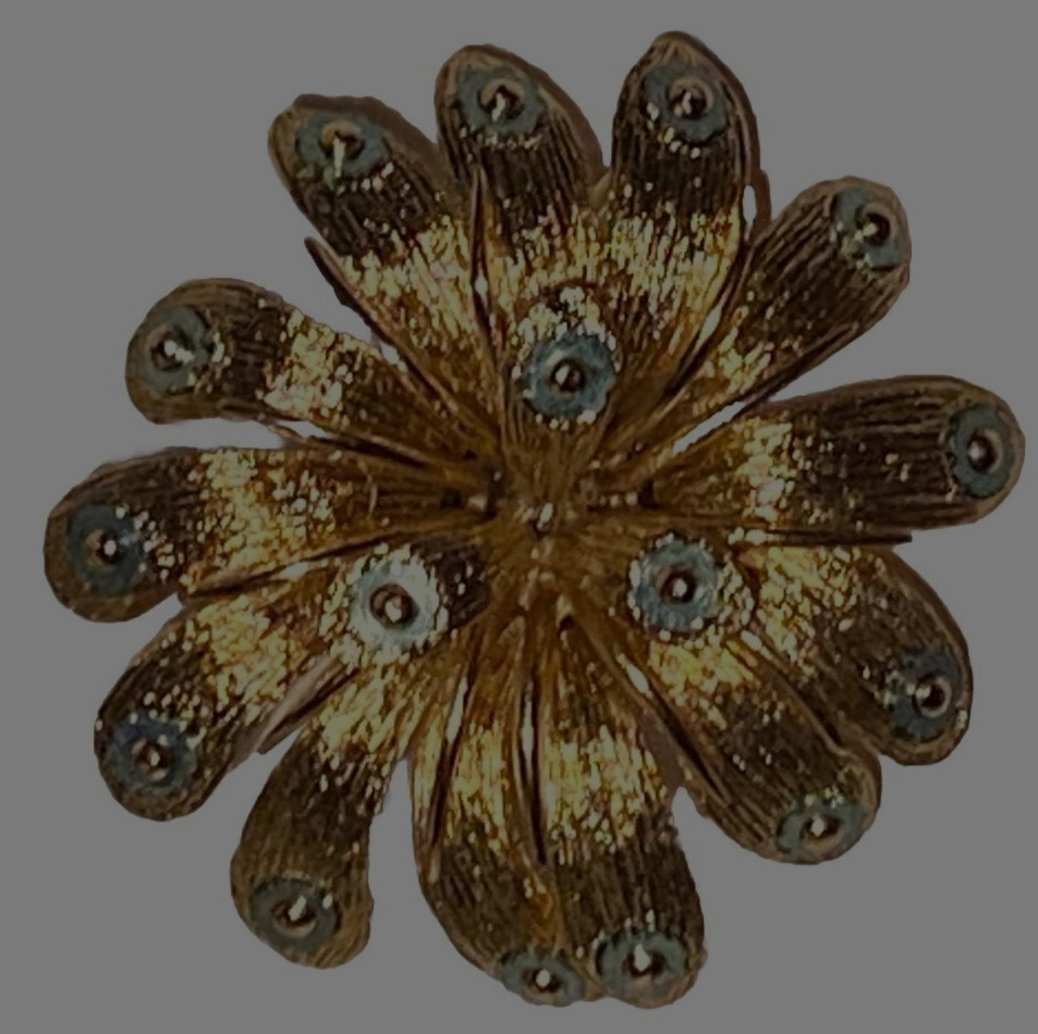 ORENA PARIS VINTAGE GOLD TONE SCULPTURAL BROOCH PIN