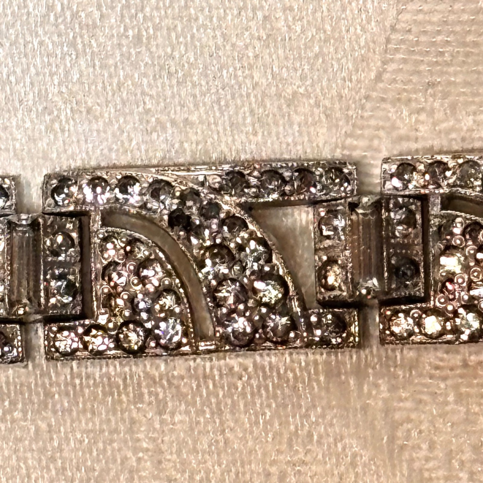 BRACELET rhinestone silvertone metal vintage fold over clasp safety chain