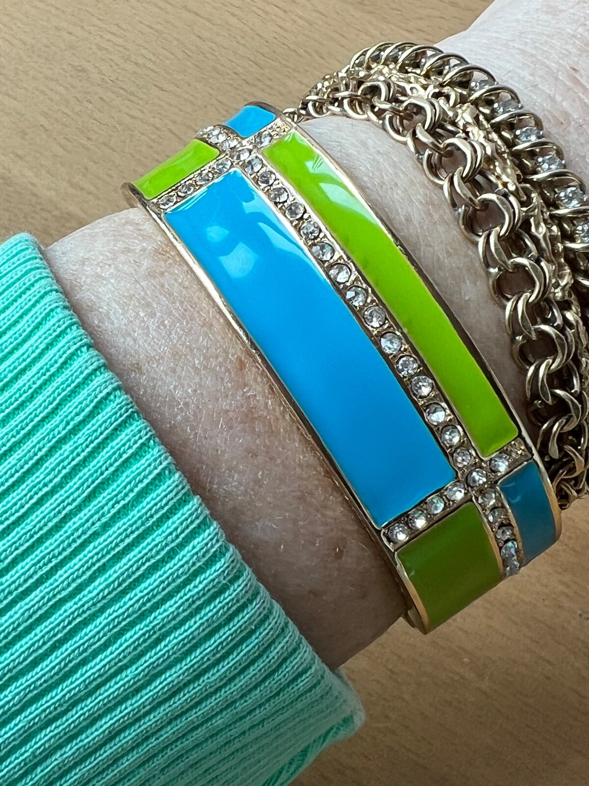 VINTAGE VIVID NEON GREEN & BLUE ENAMEL RHINESTONES HINGED WIDE BANGLE BRACELET