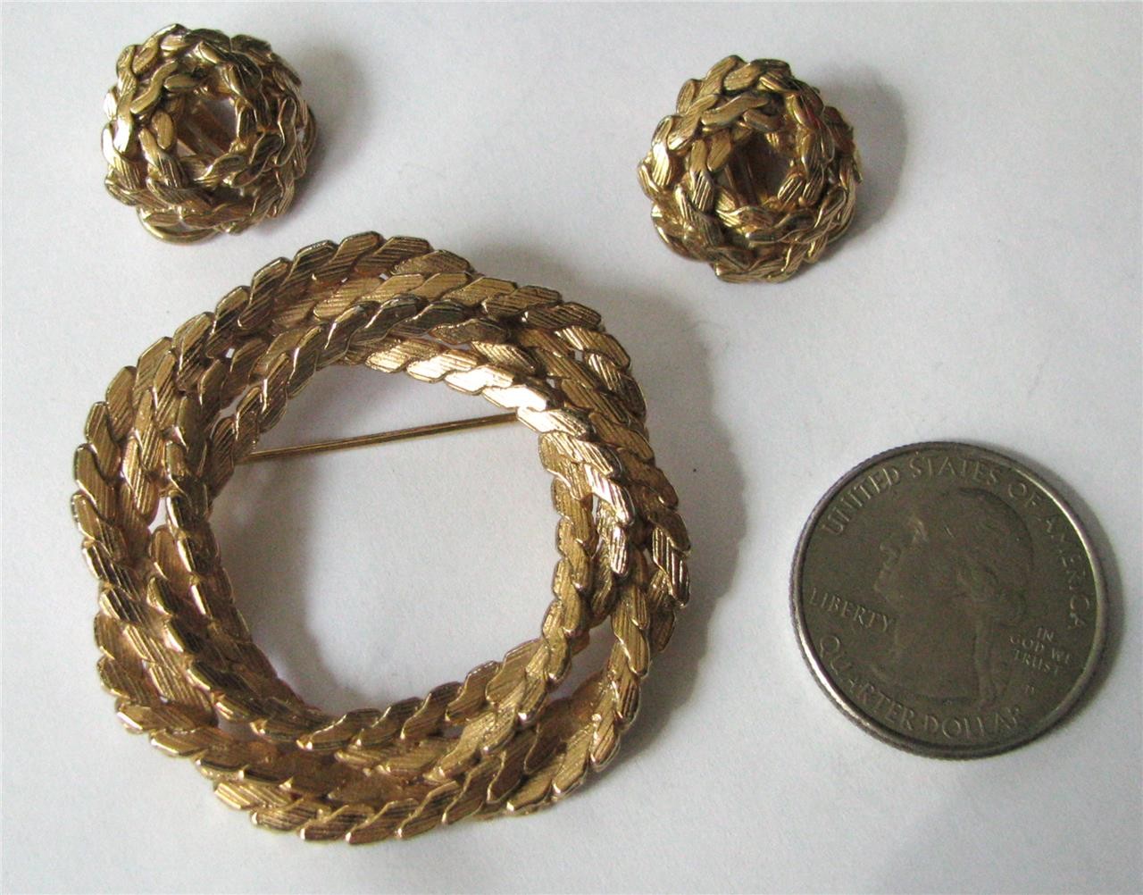 Vtg Napier Circle Brooch Pin Earrings Set Gold Flat Chain Braid Demi Parure