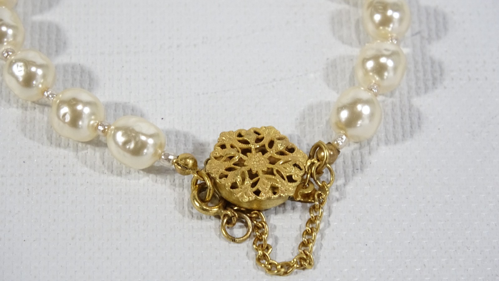 Beautiful Vintage Faux Pearl Costume Jewelry Bracelet By Miriam Haskell