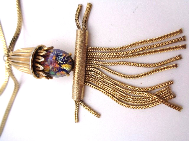 Vintage Signed WARNER Foil Art Glass Scarecrow Dangling Foxtail Pendant Necklace