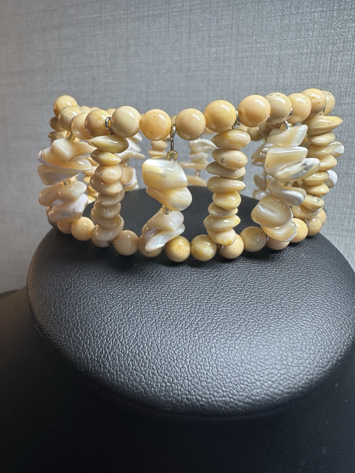 Vintage Tan Stone And White Beaded Layered Stretch Bracelet