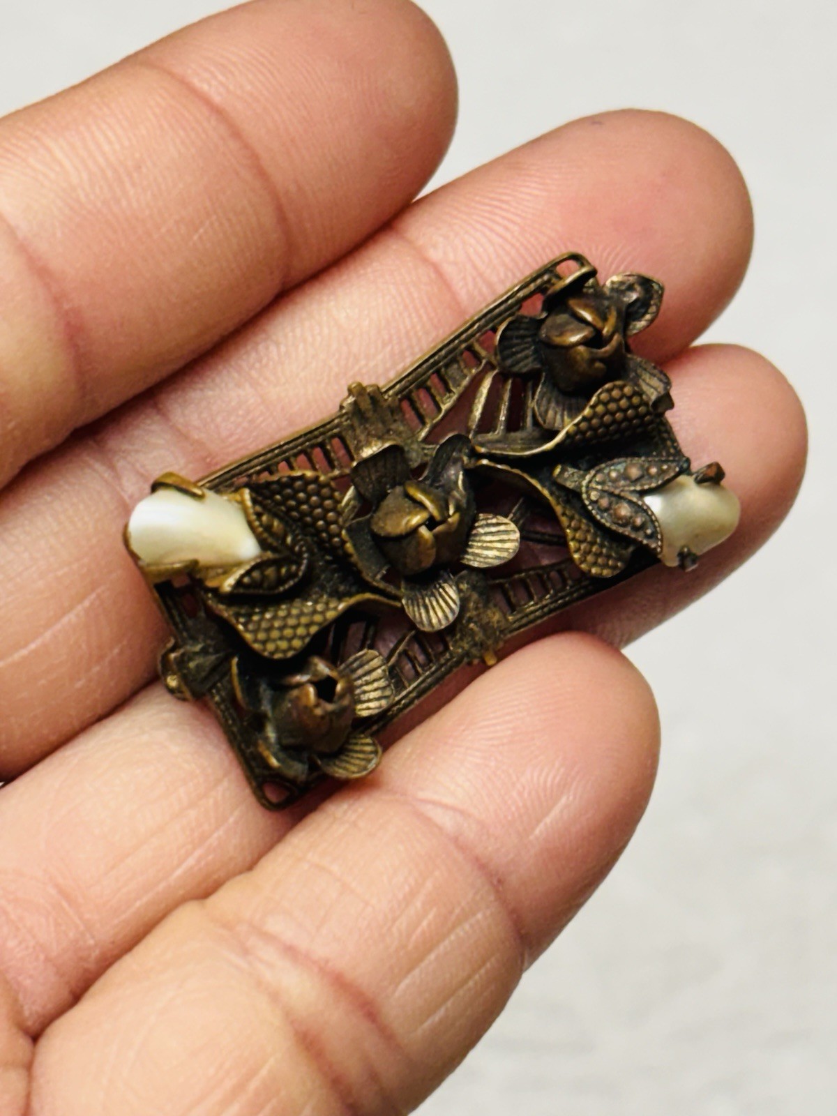 Vtg Unmarked Antique Victorian Floral Baroque Pearl Edwardian Mini Brooch Pin