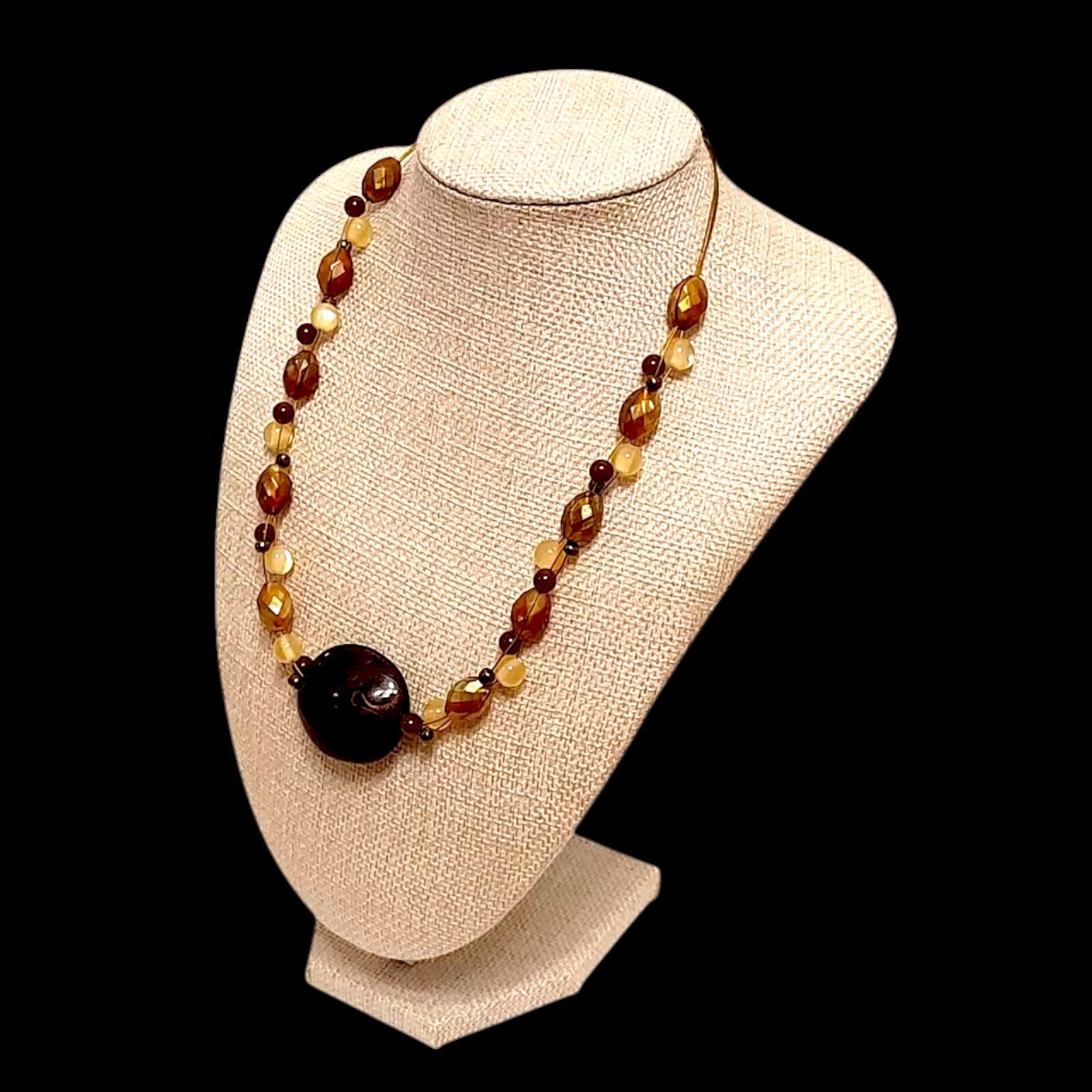 VTG Chunky Boho Natural Beaded Bohemian Earthy Statement Necklace 21″