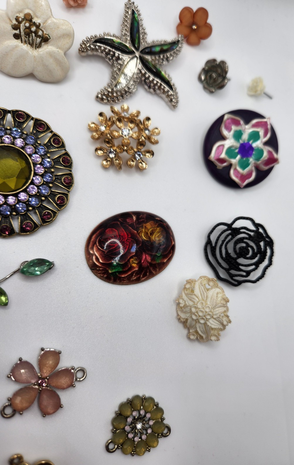 Flower Craft Jewelry Pieces Junk Drawer 30 Different Pieces