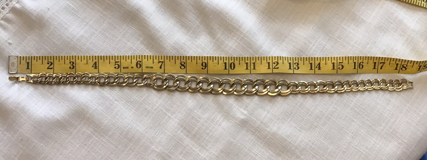 VINTAGE 18” Double CURB LINK Chunky NECKLACE Shiny GOLD TONE GRADUATED VGUC