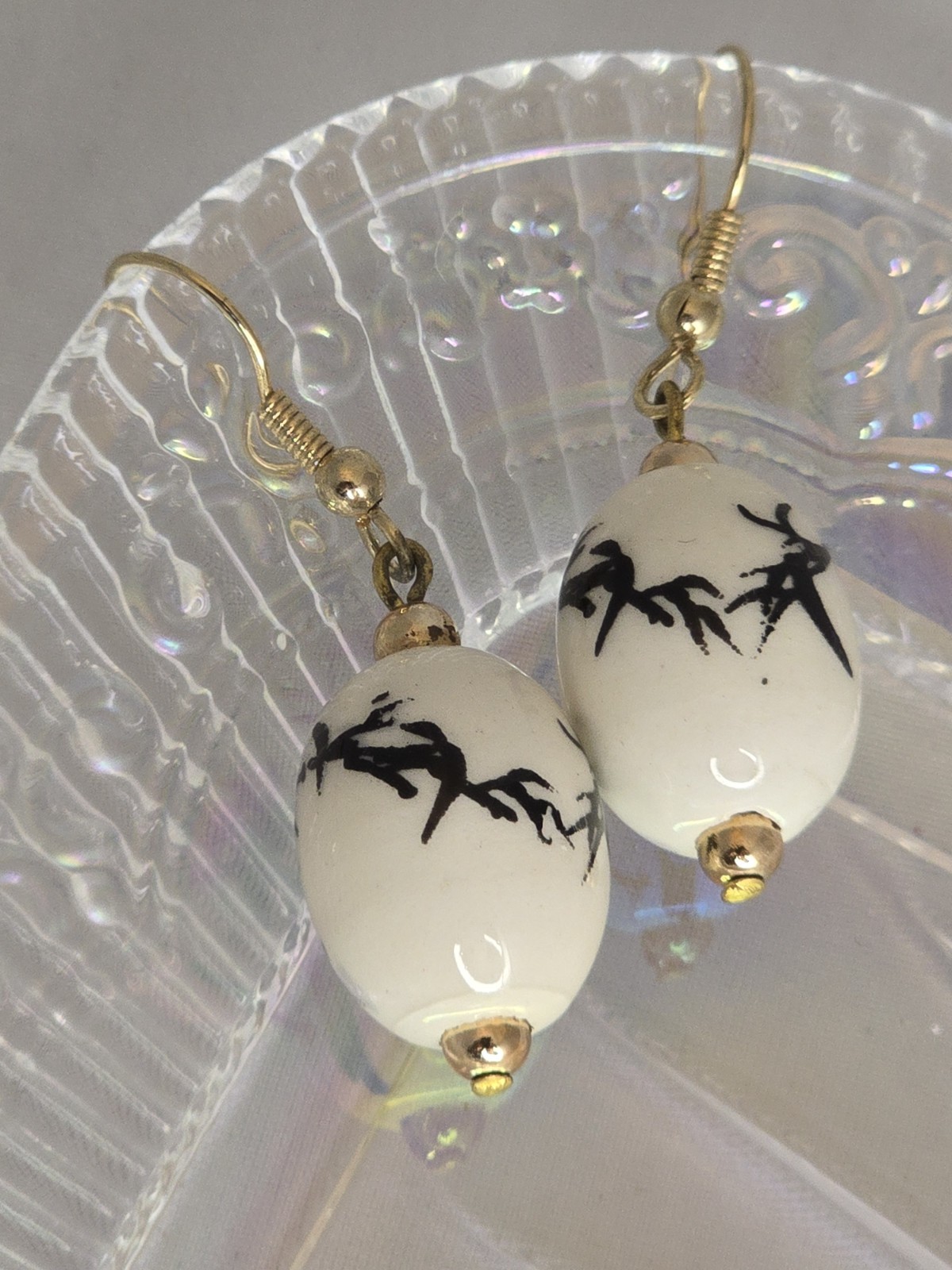 Earrings White Porcelain Bamboo Dangle Earrings Asian Inspired Gold Tone #1019