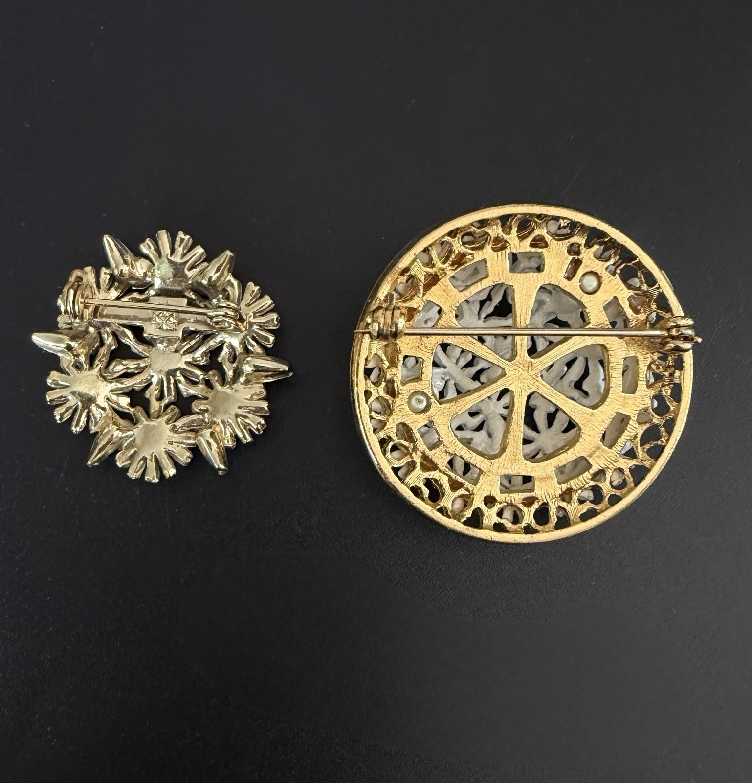 60s Lot 2 Daisy Brooch Mod White Enamel Flower Dome Pin Gold Vintage