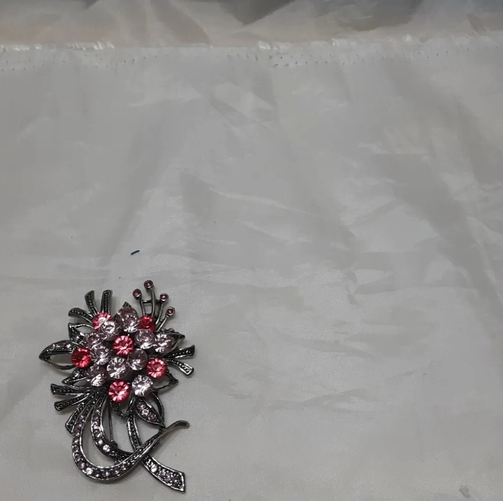 Brooch Pendent Silver Tone Gunmetal Pink Lite Dark Rhinestone Big Flower Bouquet