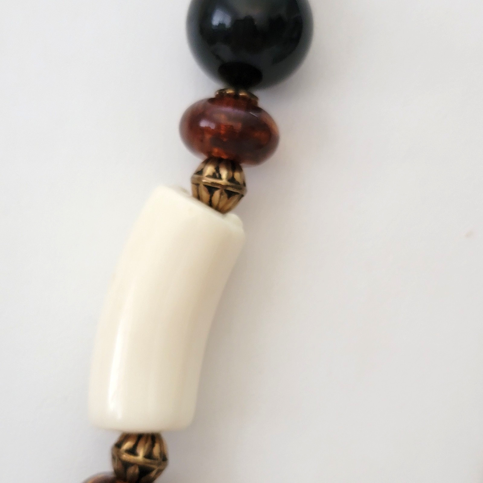 Vintage Black, Amber & Ivory Tone Lucite Resin Beaded Necklace 30″ L – 12mm