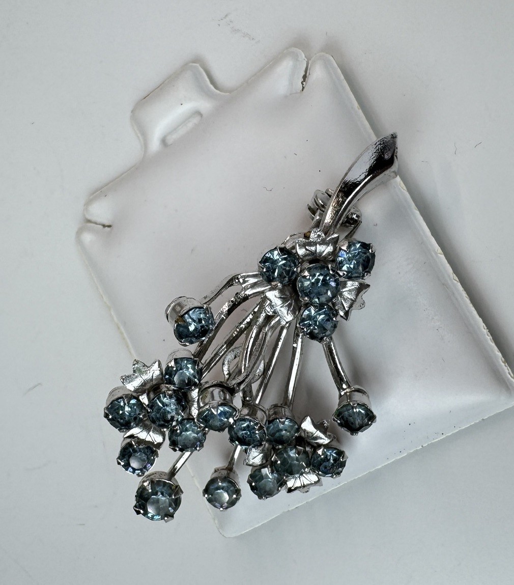 VTG Schurin Rhinestone Bouquet Brooch Pin Silver Tone Floral Spray Signed