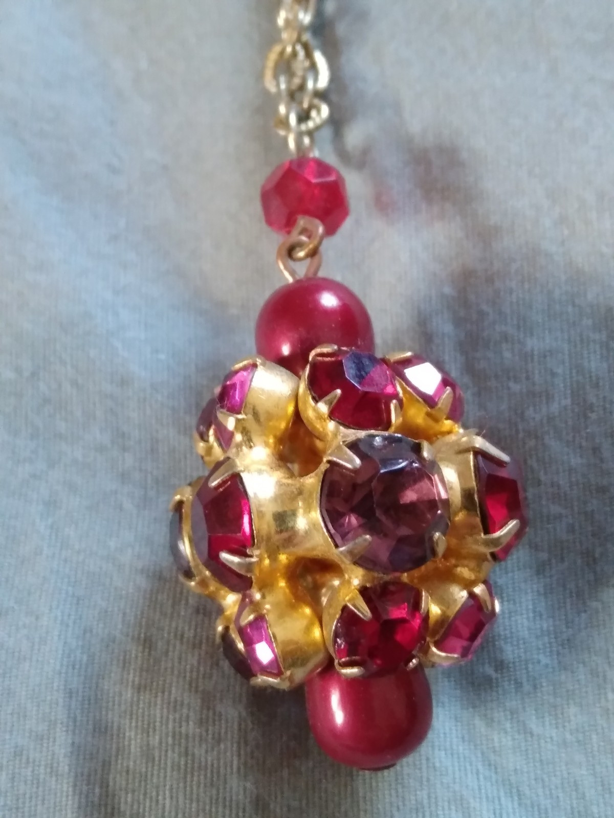 Vintage Pink Red Purple Rhinestone Pendant Necklace.