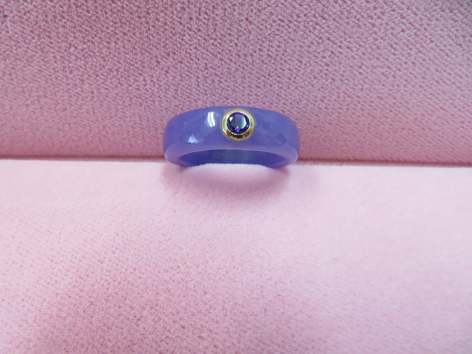Vintage 14k Solid Yellow Gold Amethyst Lavender Jade Band Ring Size 9