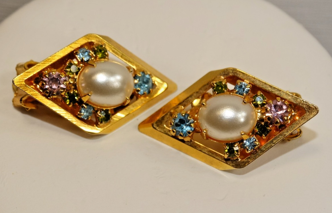 E19 VINTAGE RHINESTONE & FAUX PEARL DIAMOND TASSLE NECKLACE & EARRING MULTICOLOR