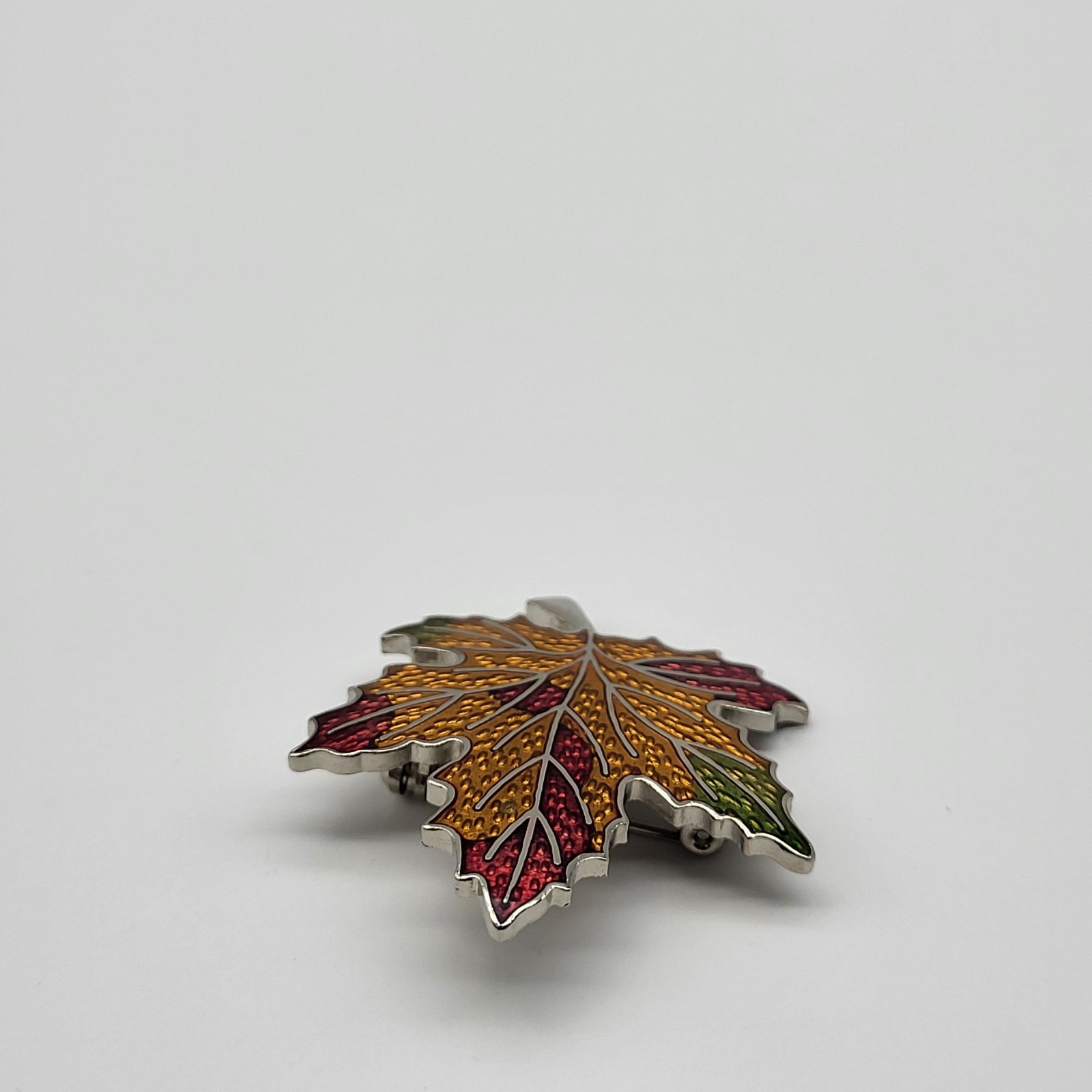 Lovely Vintage Enamel Maple Leaf Fall Colors Brooch Pin Nature Fairy