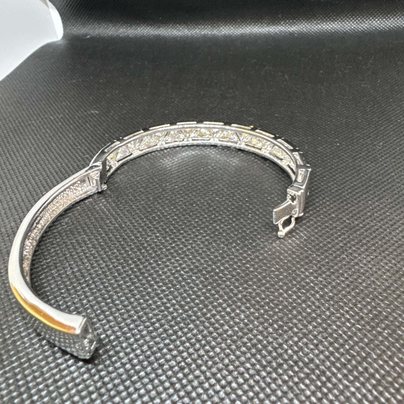 Suzanne Somers 925 Bangle Bracelet w/40 Trillion Cut Iridescent Cubic Zirconia