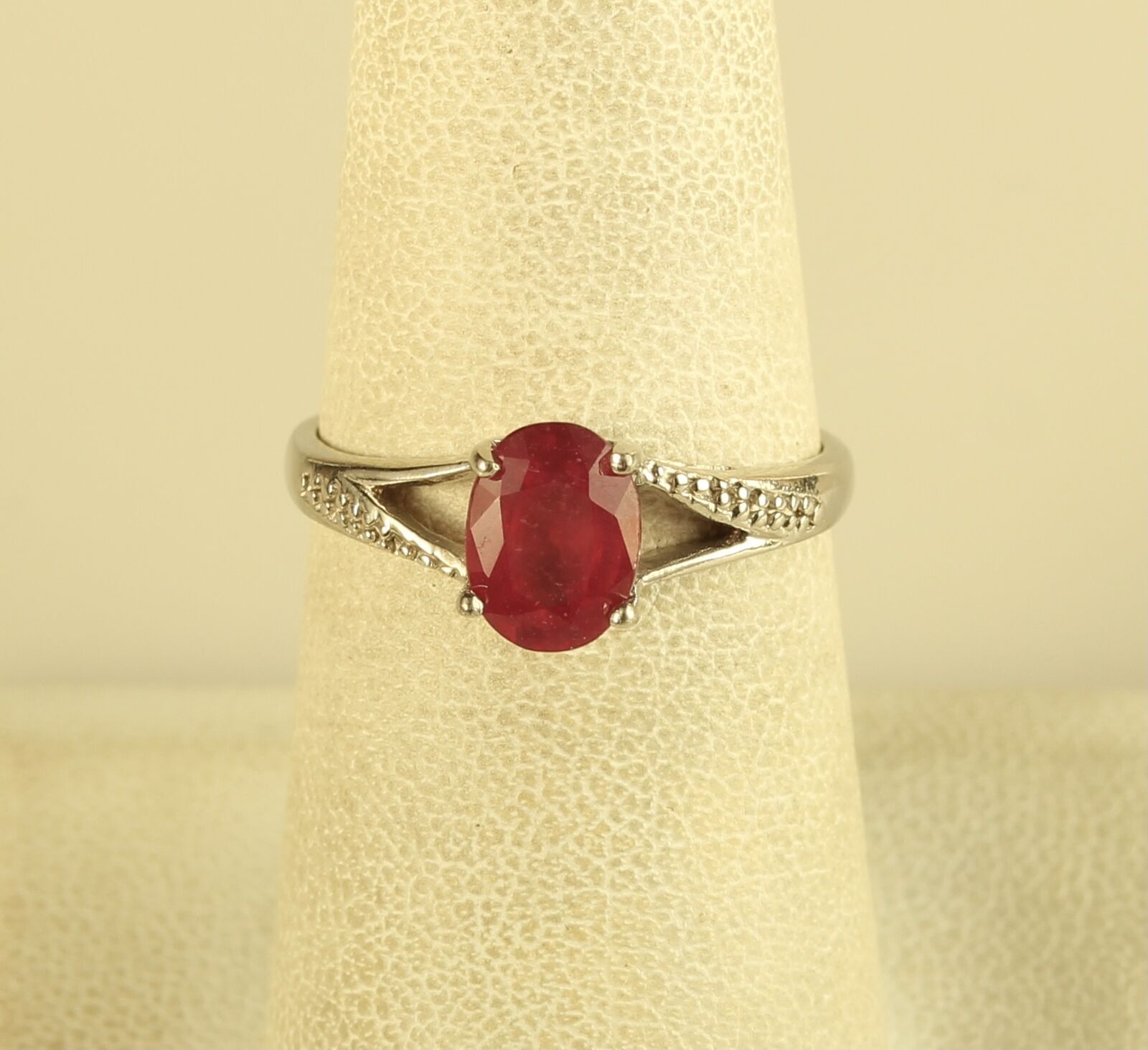Vtg Sterling Silver Oval Red Ruby Split Shank Accent Statement Ring Sign STS 925