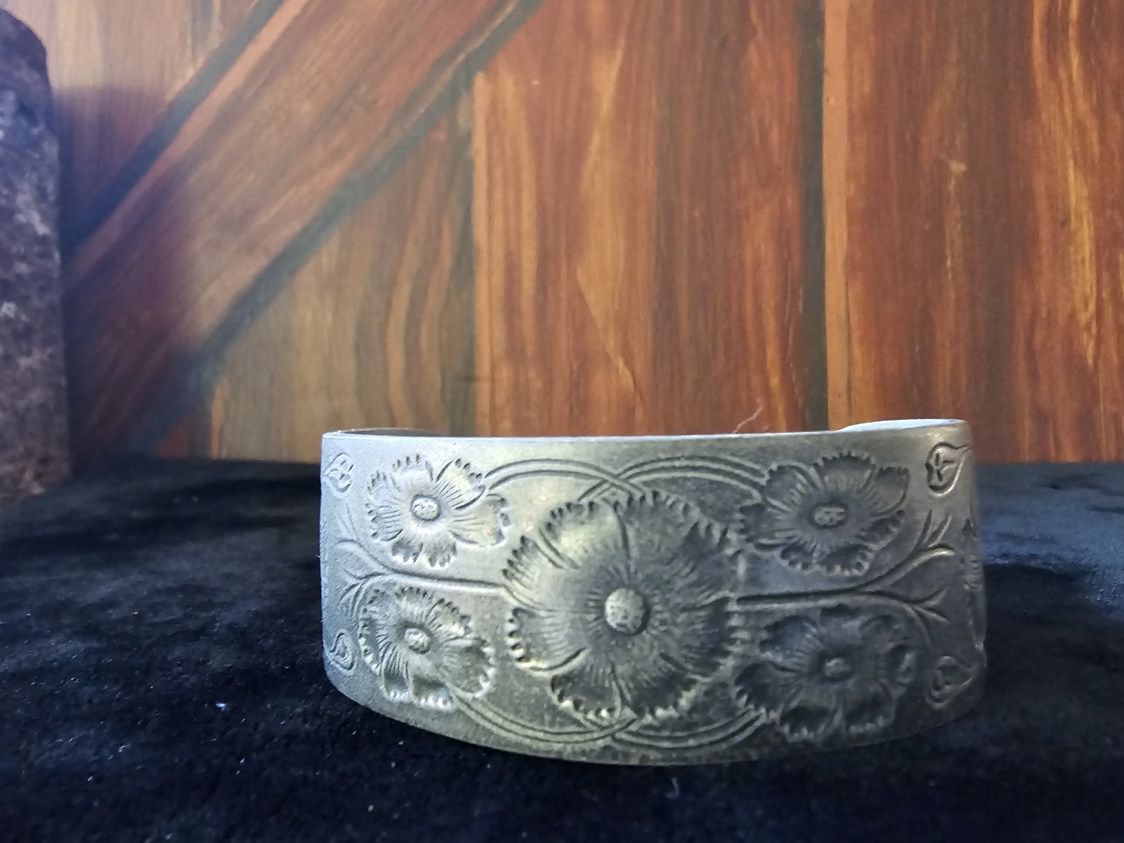 Vtg Salisbury Pewter October Flower of the Month Wide Cuff Bracelet Adjustable