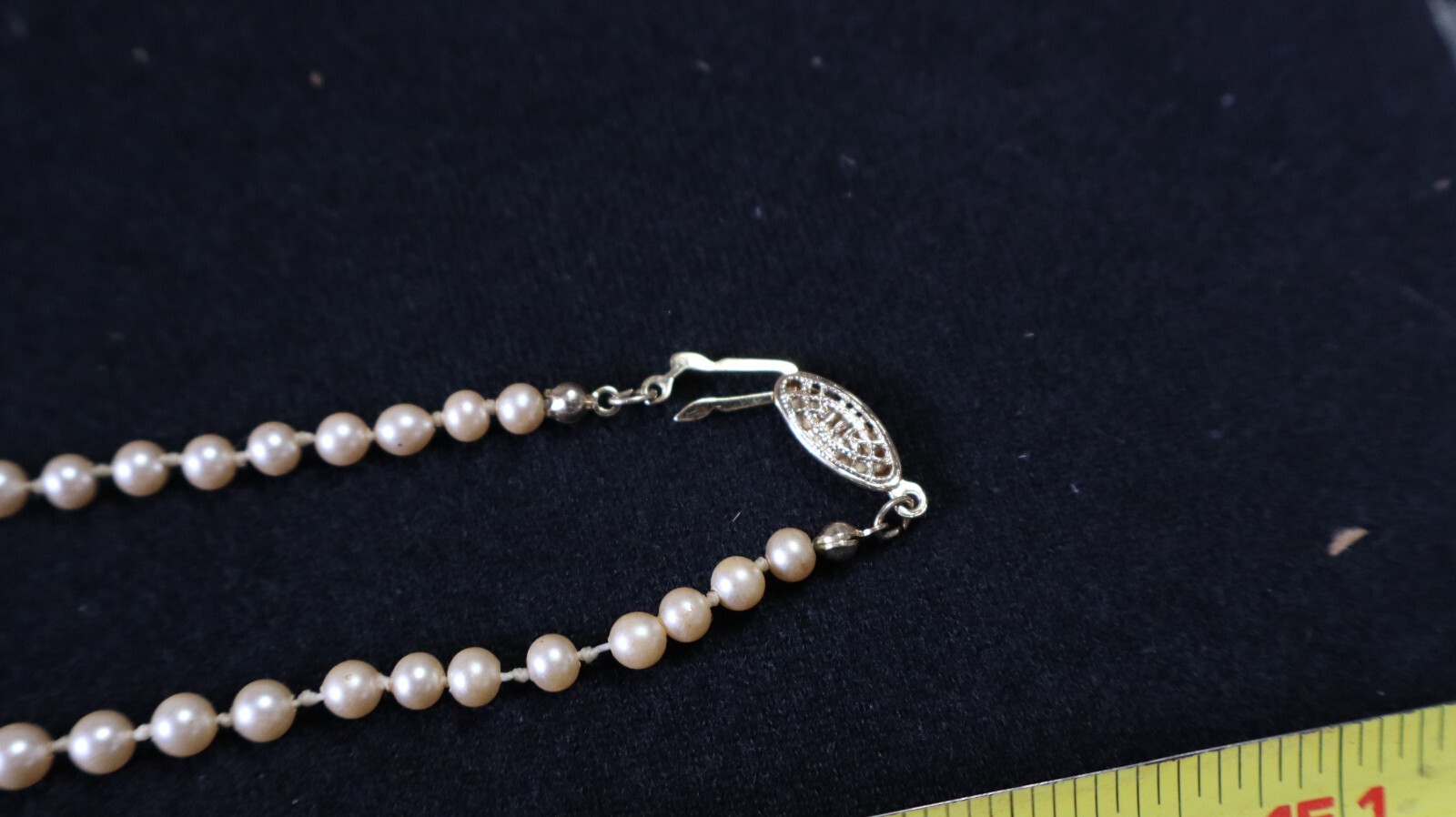 Vintage PEARL NECKLACE STORAGE AUCTION FIND LOT 8 AVON K