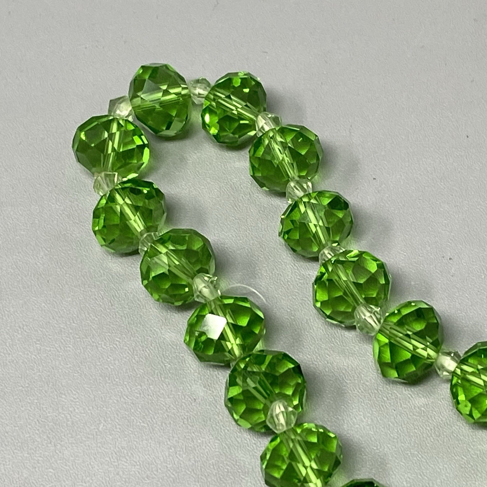 Green Glass Beaded Bracelet Stretch Elastic Faceted Transparent Bicone Spacer 7″