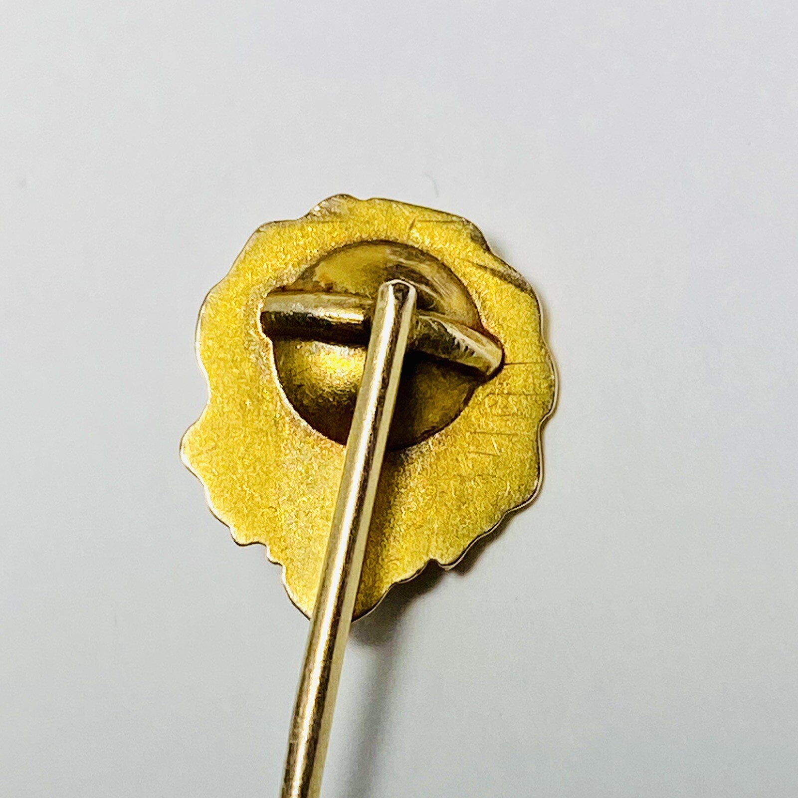 Antique 10K Yellow Gold Lion Head 2.25″ Hat Stick Pin 1.52g