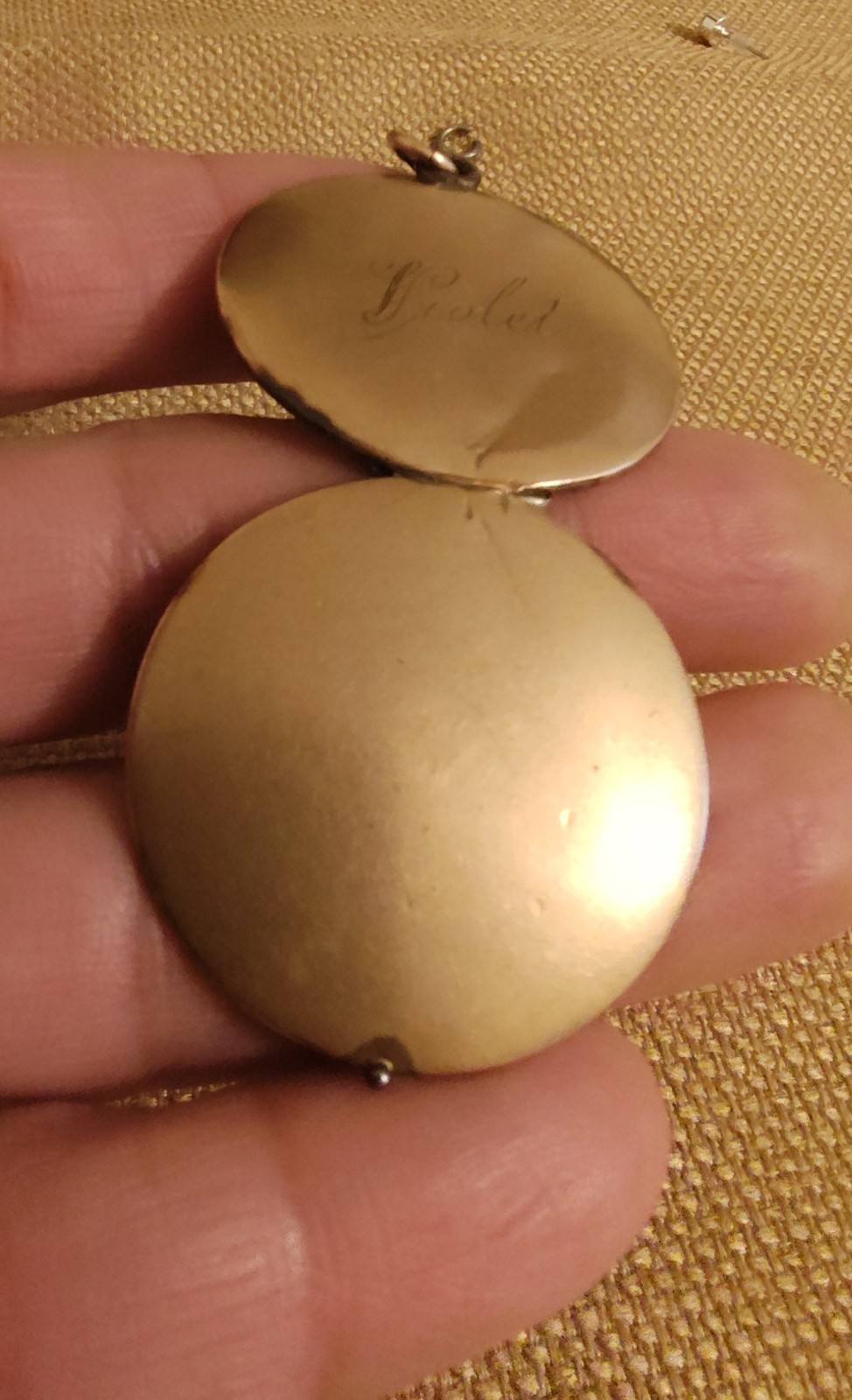 Antique Locket Pictures Marked AAG With A Flag Inside On Both Sides Goldfield?