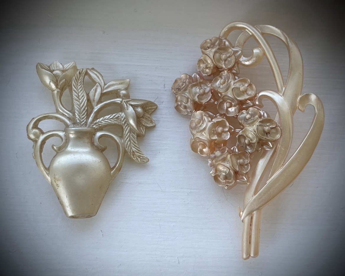 2 vintage floral celluloid Brooches 1930s 1950s costume jewelry