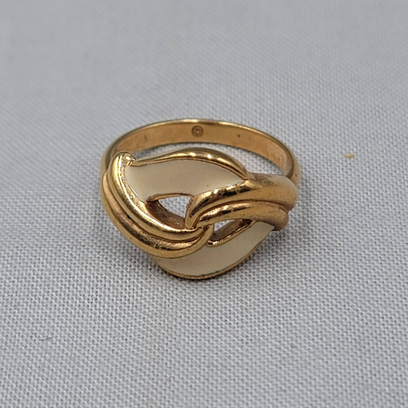 Vintage Ivory Enamel Ring Gold Plated Size 7.5 Unknown Signature