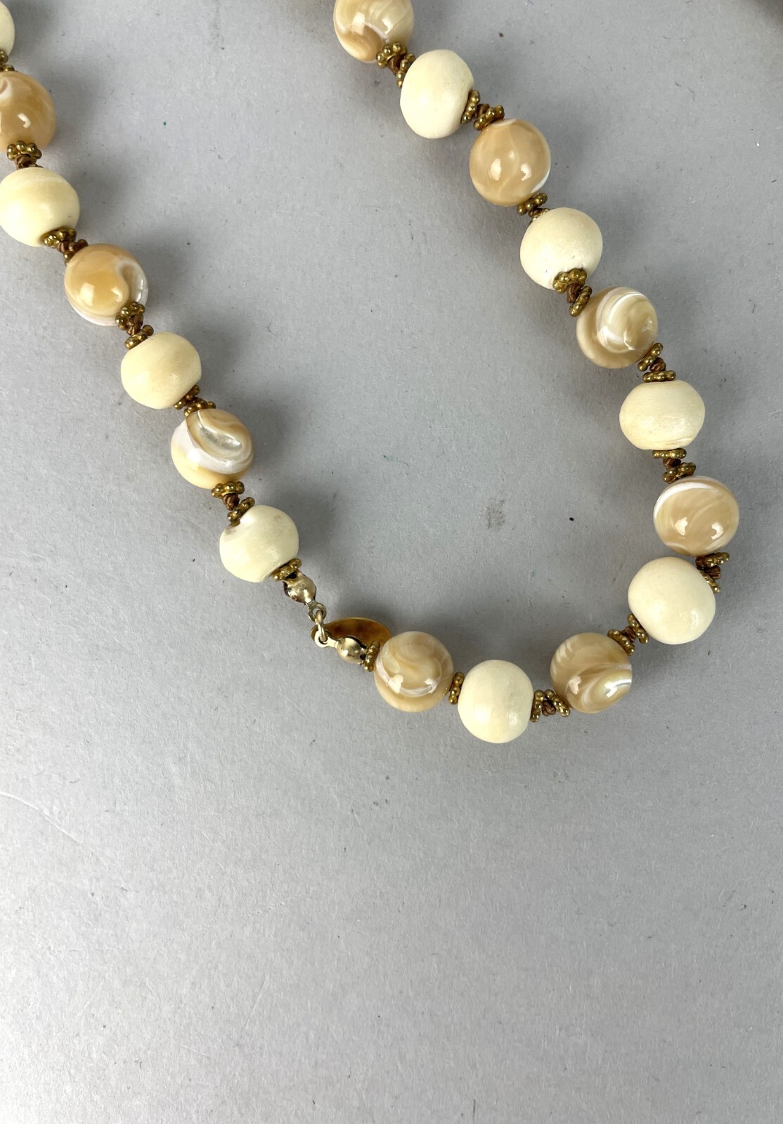 Vintage 90s/Y2K GARA DANIELLE + round beaded Quartz Stone Necklace 38″
