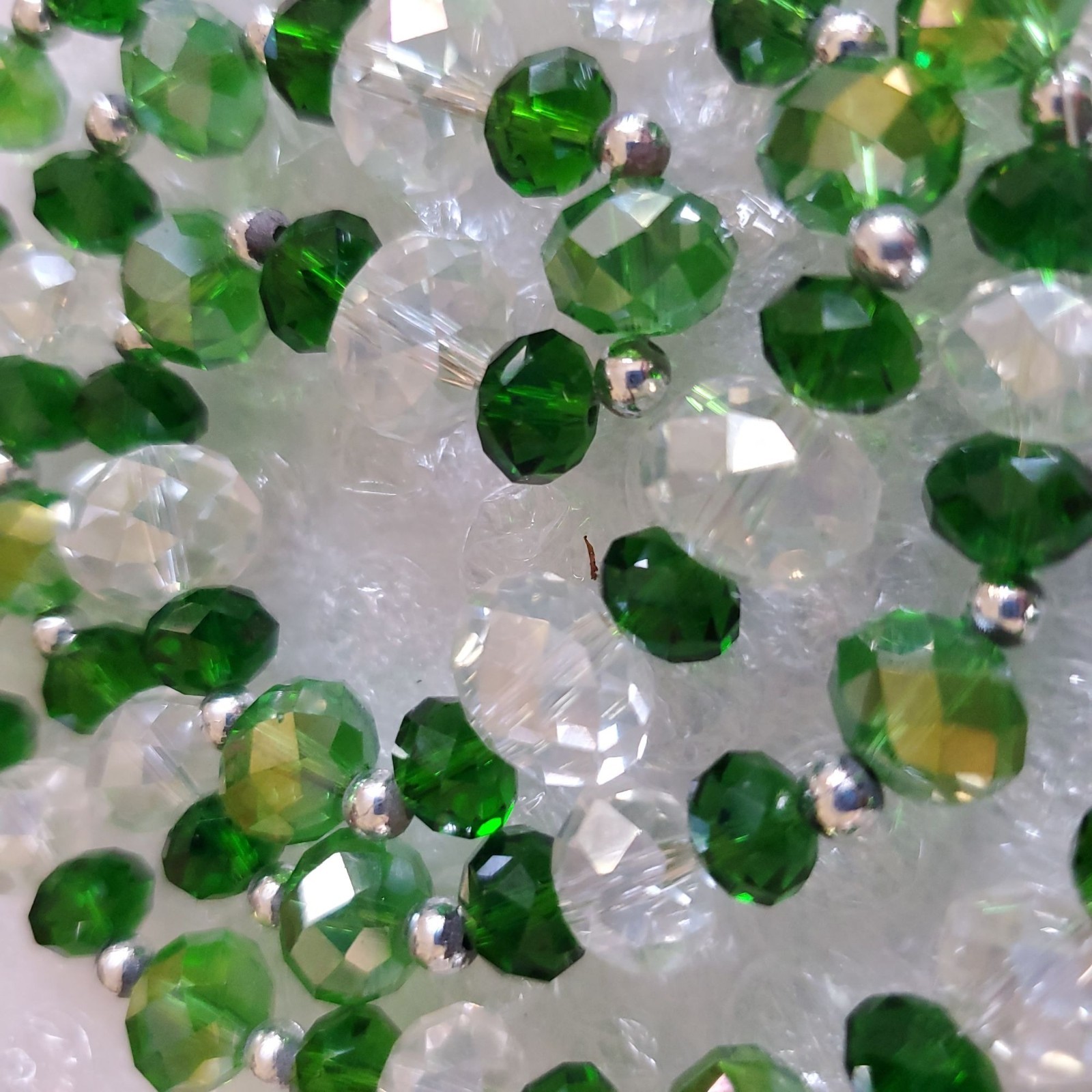 Vtg Glass Necklace 24″ Emerald Green, Clear Ice Sparkle Crystal SliverTone Beads