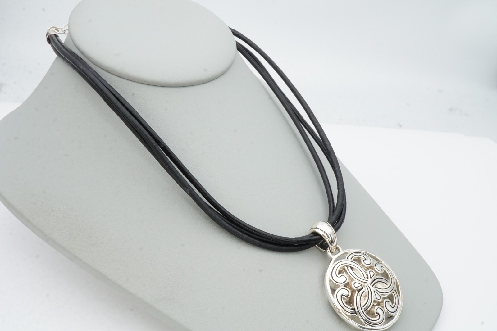 Vintage Necklace Silver Tone Black Leather Cord 18″