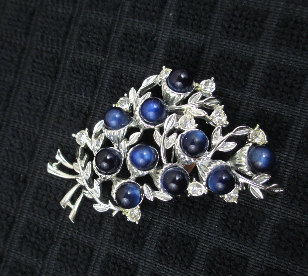 Vintage Floral Berries Bouquet Blue Moonglow Brooch Silver Cabochon Rhinestone