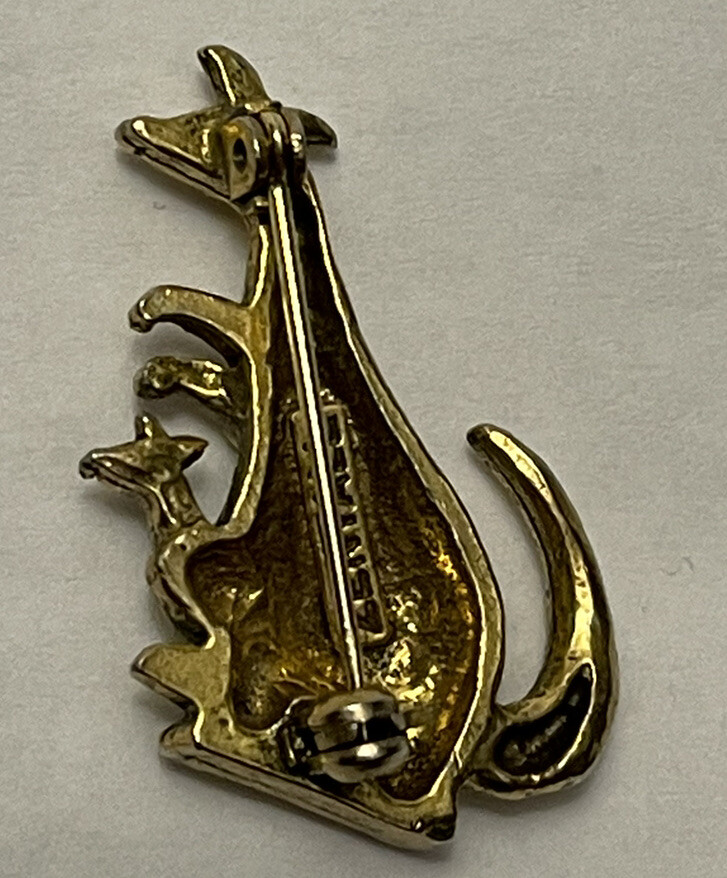 Vintage Zentall Signed Antique Gold Tone Kangaroo Pin Brooch 0.78” W By 1.27” H