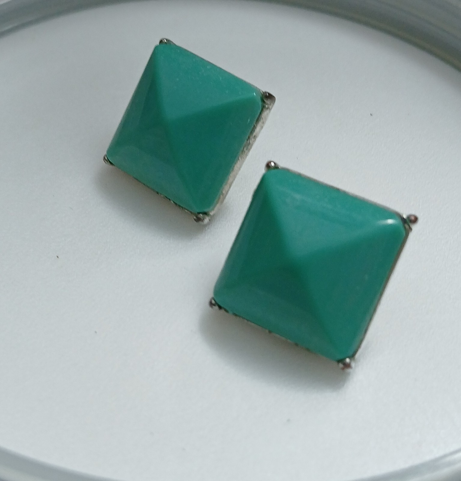 Liz Claiborne Turquoise Blue Stud Earrings Vintage Business Casual