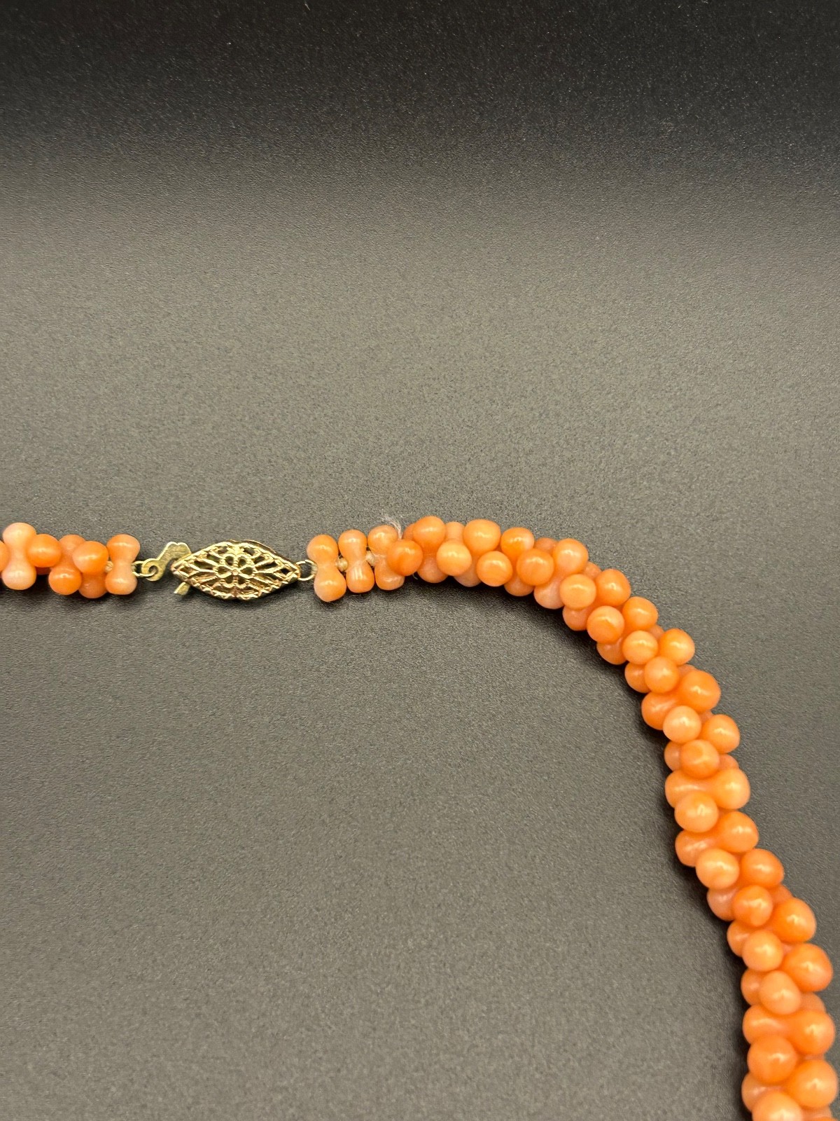 Vintage Heavy Chunky Orange Coral Bead Necklace 16” 10K Gold Clasp 41g Estate