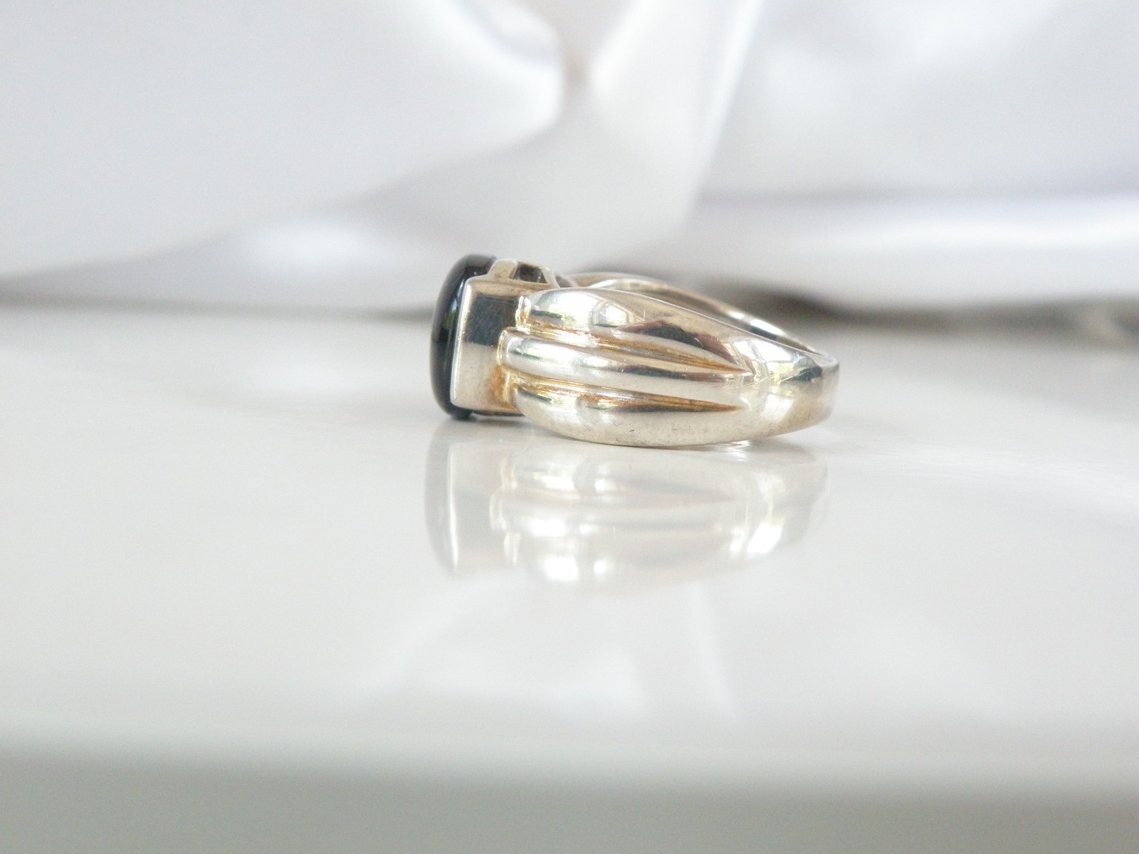 Vintage Sterling Silver 925 Black Onyx Cable Ring Size 7